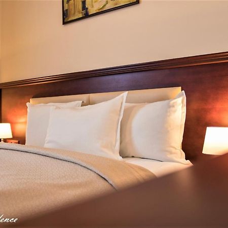 Arève Résidence Boutique Hotel Erevan Esterno foto