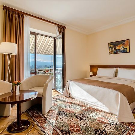 Arève Résidence Boutique Hotel Erevan Esterno foto