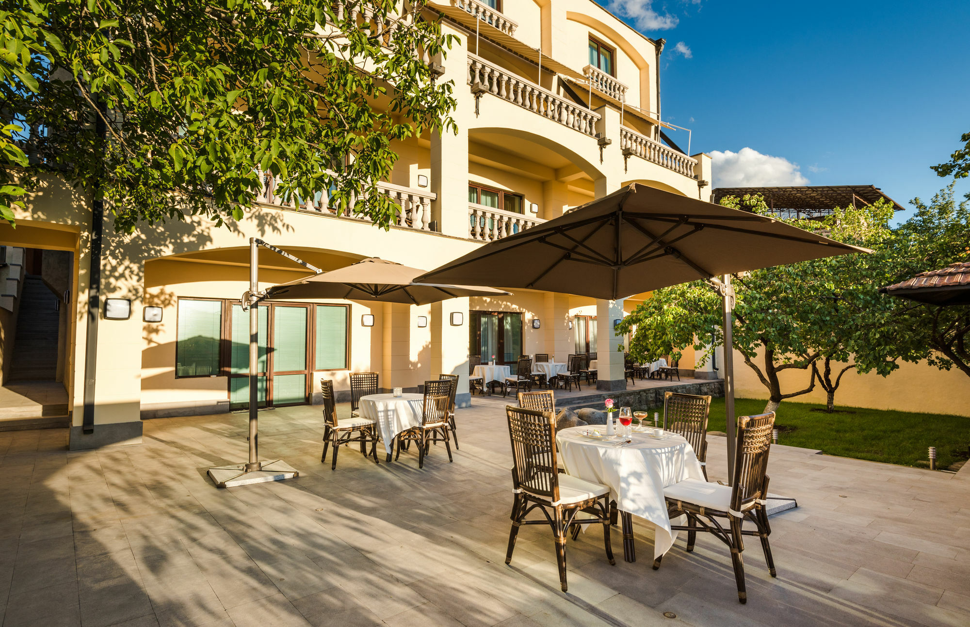 Arève Résidence Boutique Hotel Erevan Esterno foto